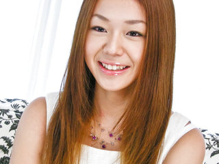 Hirota Sakura shows how to work her mouth around a cock