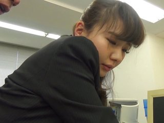 Sugiura Hanayo seduces her coworker and gets banged in the office